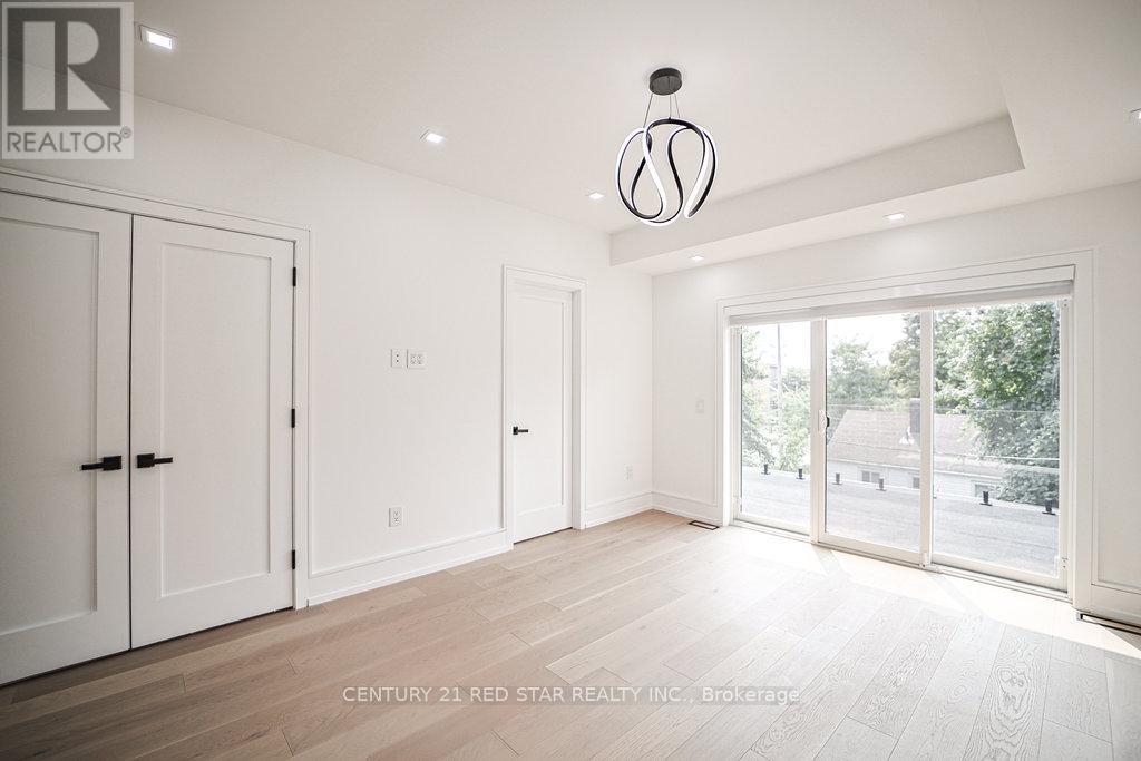 Photo 17 of 1 Frankwood Road, Toronto ON