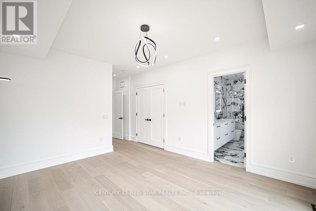 Photo 18 of 1 Frankwood Road, Toronto ON