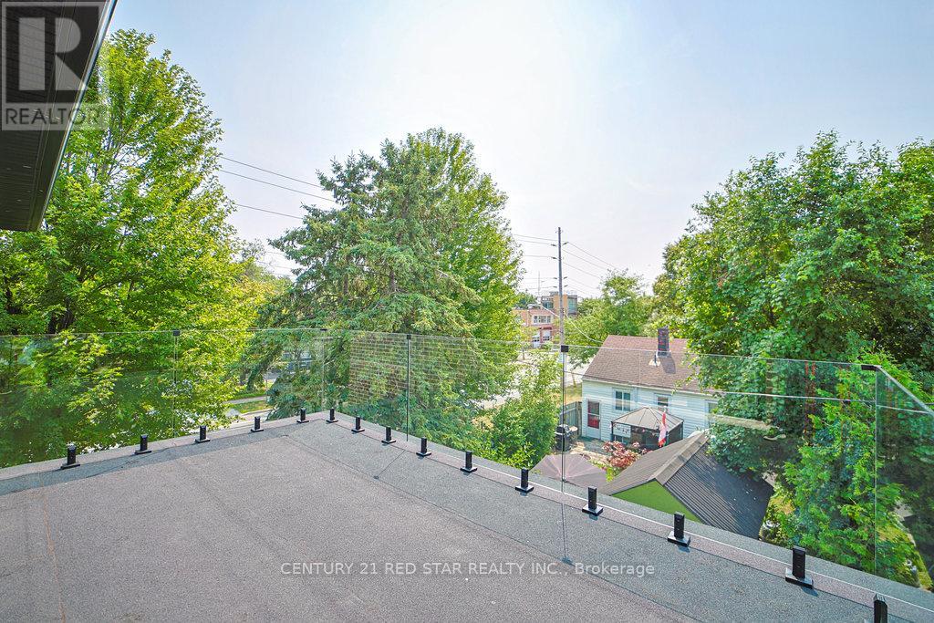 Photo 24 of 1 Frankwood Road, Toronto ON