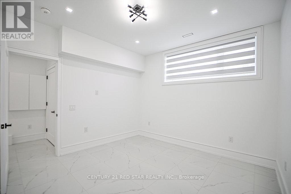 Photo 37 of 1 Frankwood Road, Toronto ON
