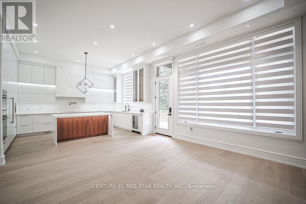 Photo 7 of 1 Frankwood Road, Toronto ON