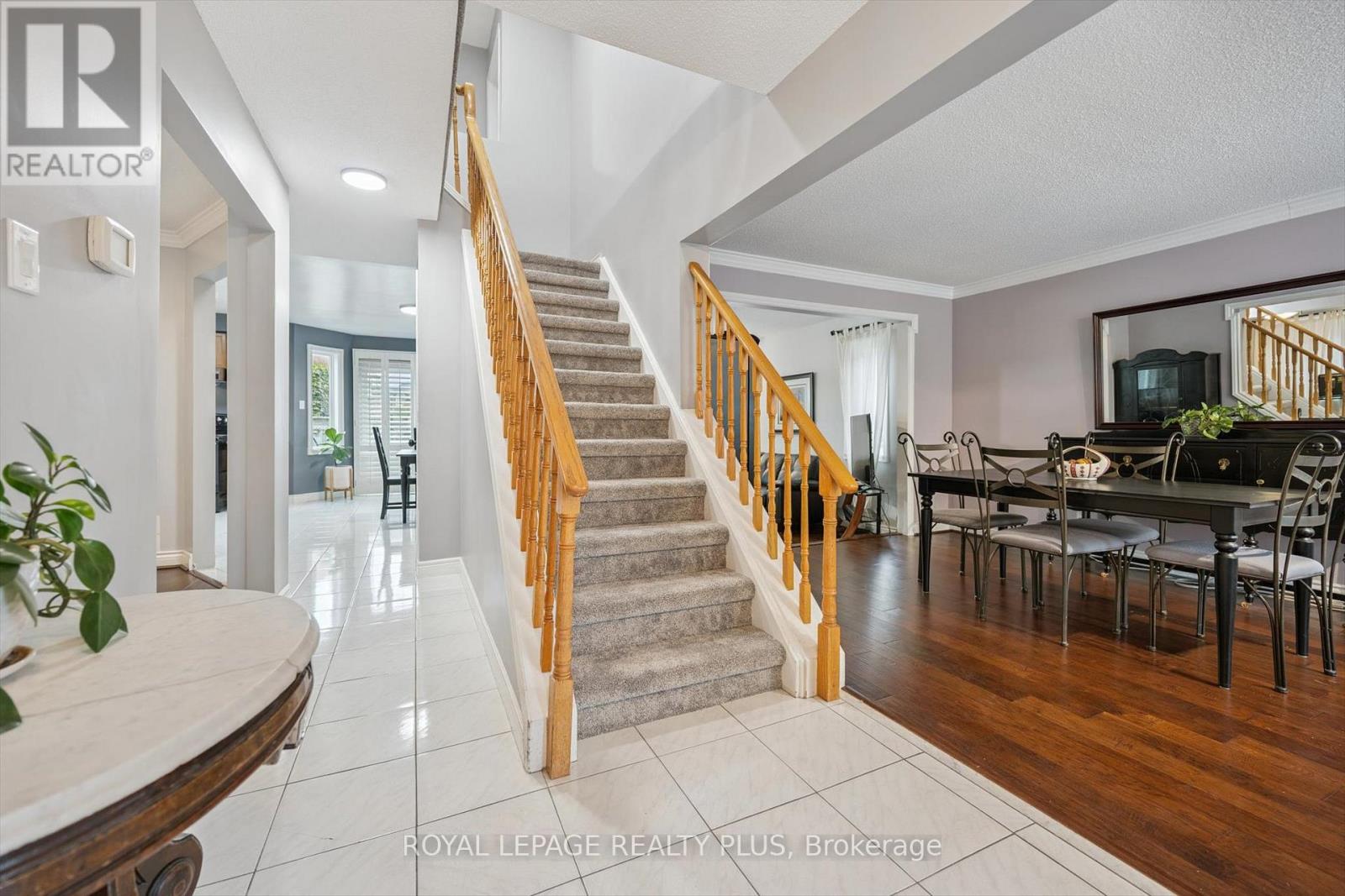 Photo 20 of 4543 Gullfoot Circle, Mississauga ON