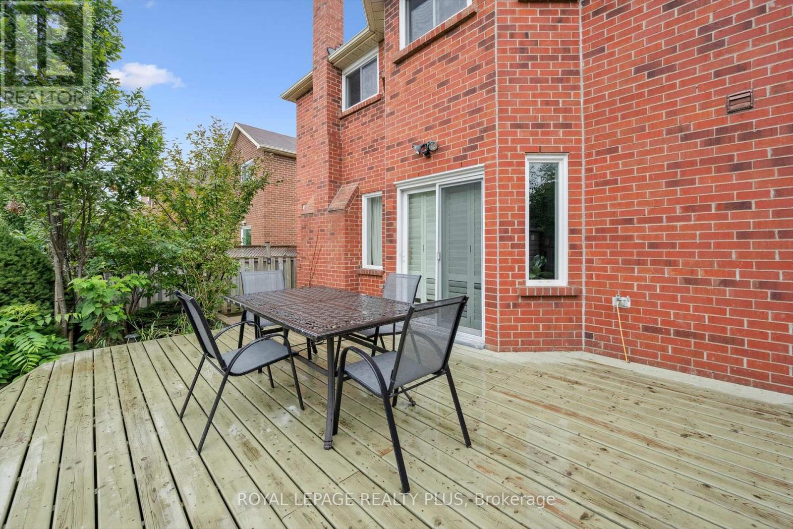 Photo 37 of 4543 Gullfoot Circle, Mississauga ON