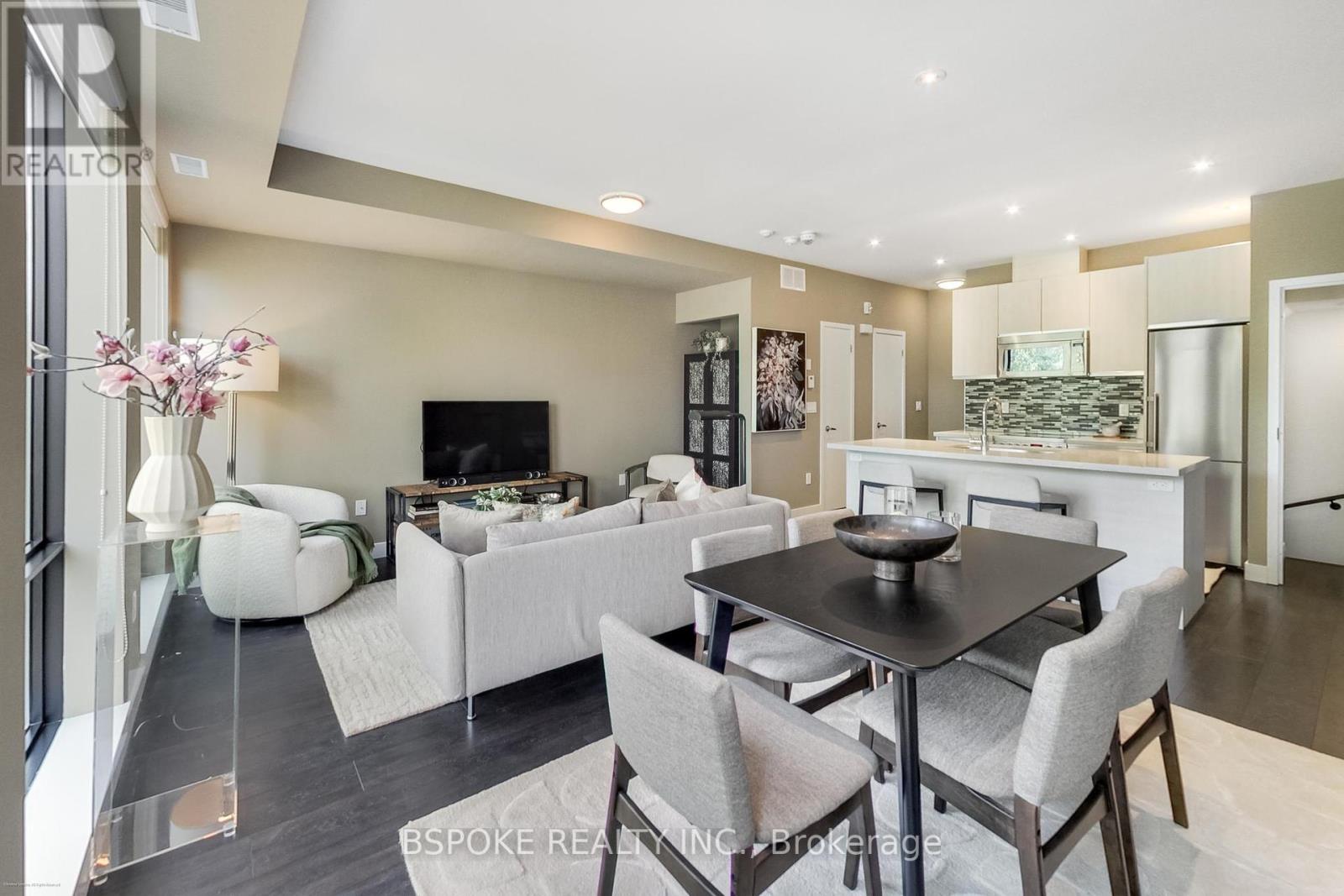 Photo 11 of 210 441 Jane Street, Toronto ON