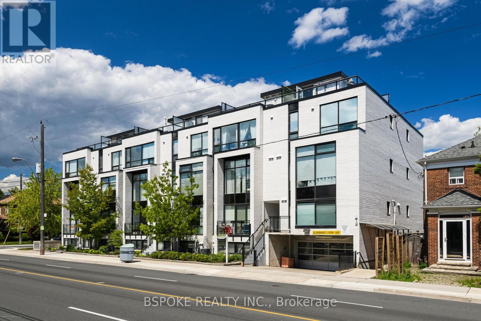 Photo 3 of 210 441 Jane Street, Toronto ON