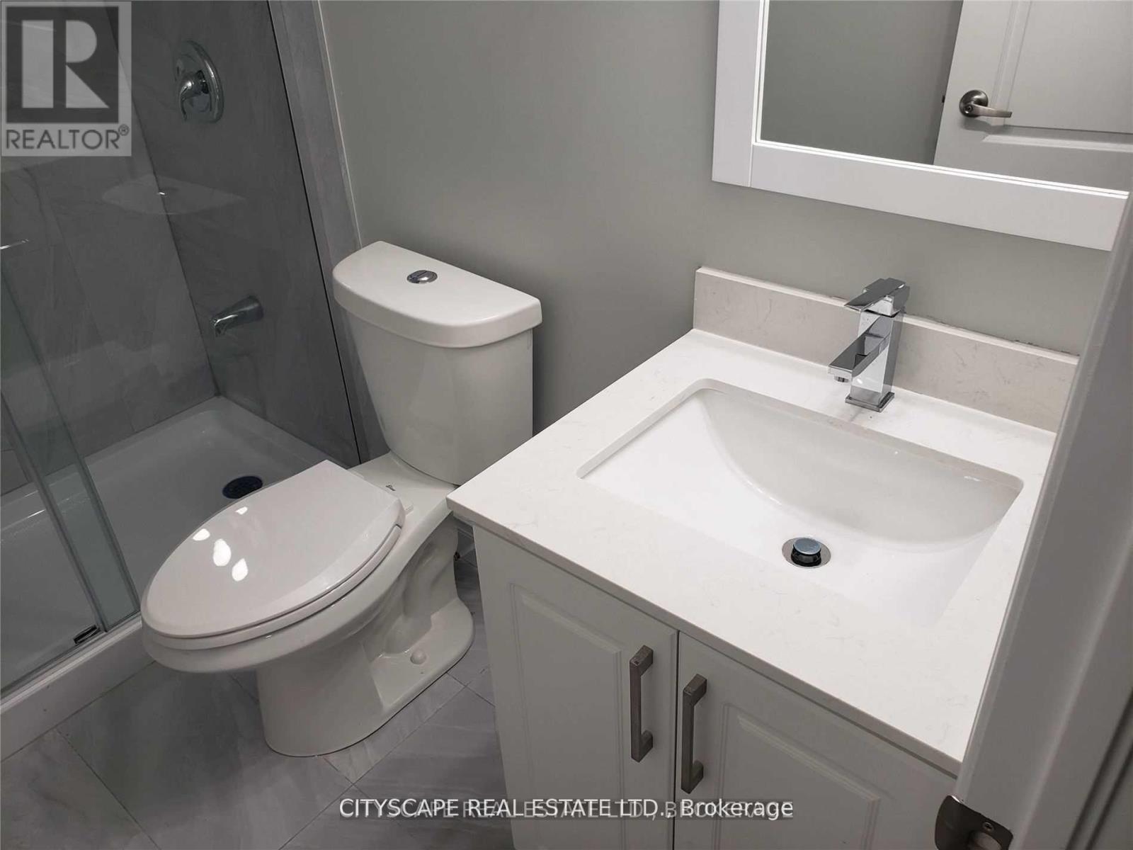 Photo 12 of Bsmt 4375 Trail Blazer Way, Mississauga ON
