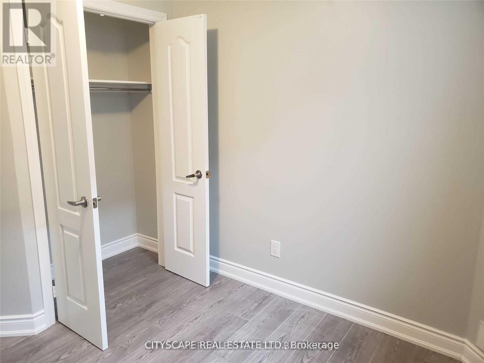 Photo 9 of Bsmt 4375 Trail Blazer Way, Mississauga ON