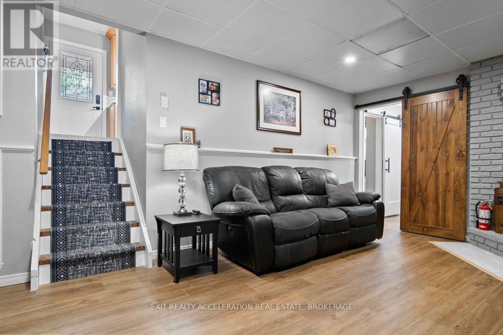 Photo 19 of 472 Camden Road, Greater Napanee ON