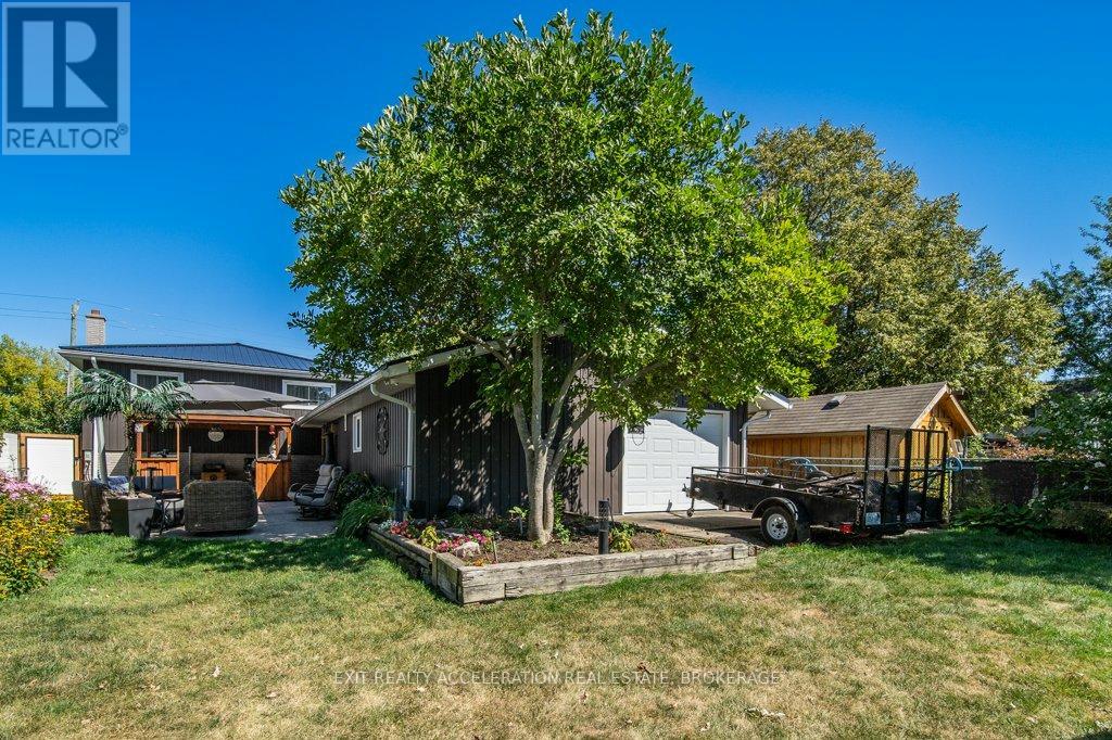 Photo 27 of 472 Camden Road, Greater Napanee ON