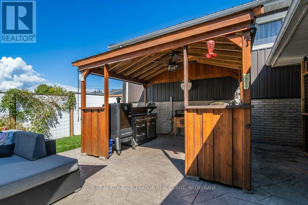 Photo 28 of 472 Camden Road, Greater Napanee ON