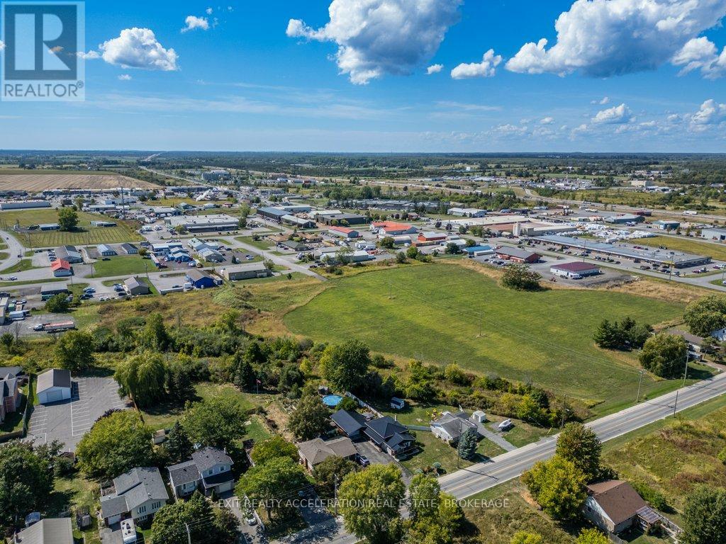 Photo 41 of 472 Camden Road, Greater Napanee ON