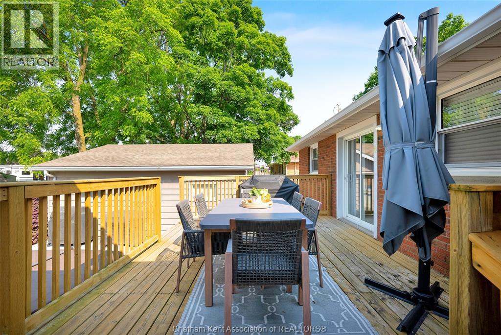 Photo 41 of 38 Burton Avenue, Chatham ON