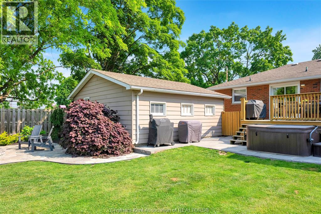 Photo 42 of 38 Burton Avenue, Chatham ON