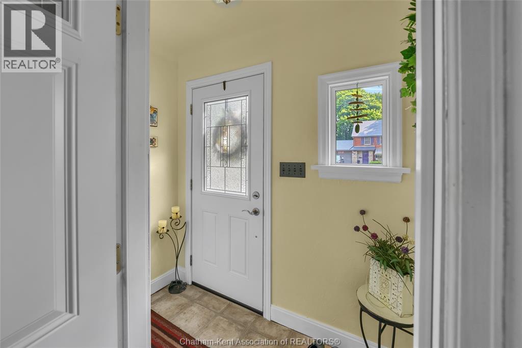 Photo 19 of 210 212 Elizabeth Street, Chatham ON