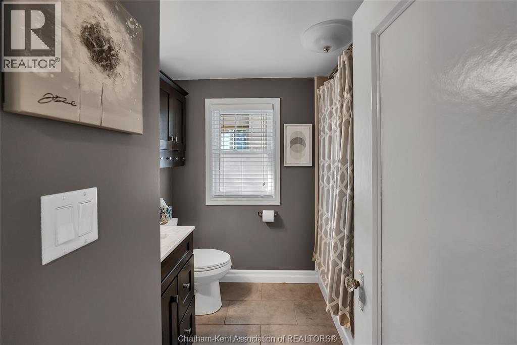 Photo 25 of 210 212 Elizabeth Street, Chatham ON