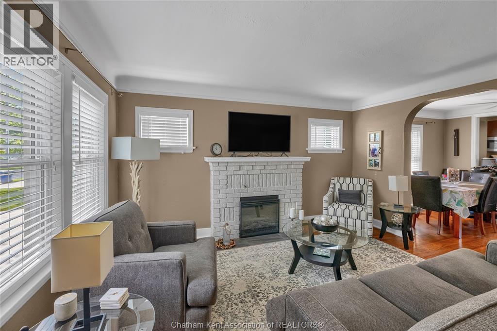 Photo 31 of 210 212 Elizabeth Street, Chatham ON