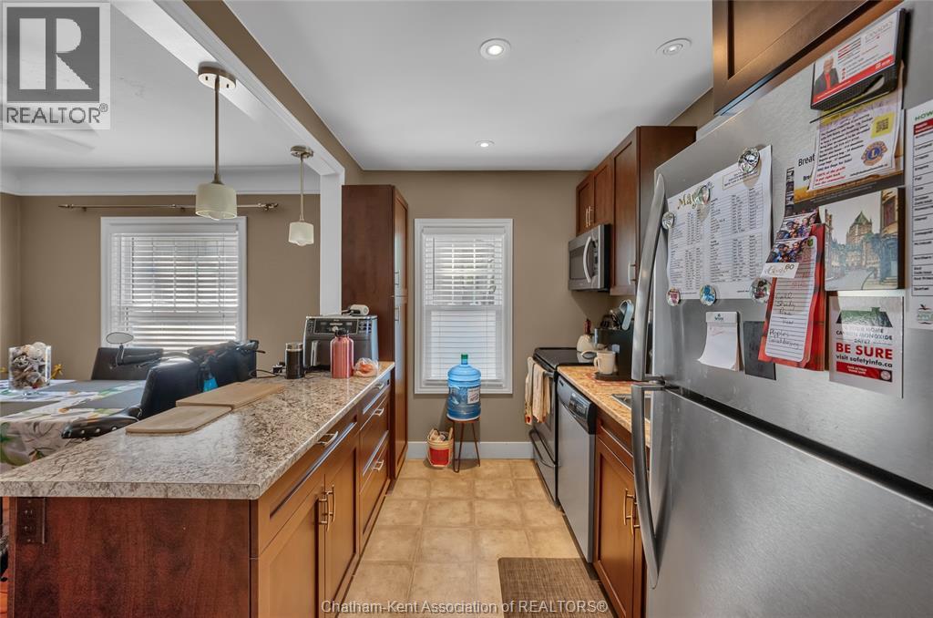 Photo 33 of 210 212 Elizabeth Street, Chatham ON