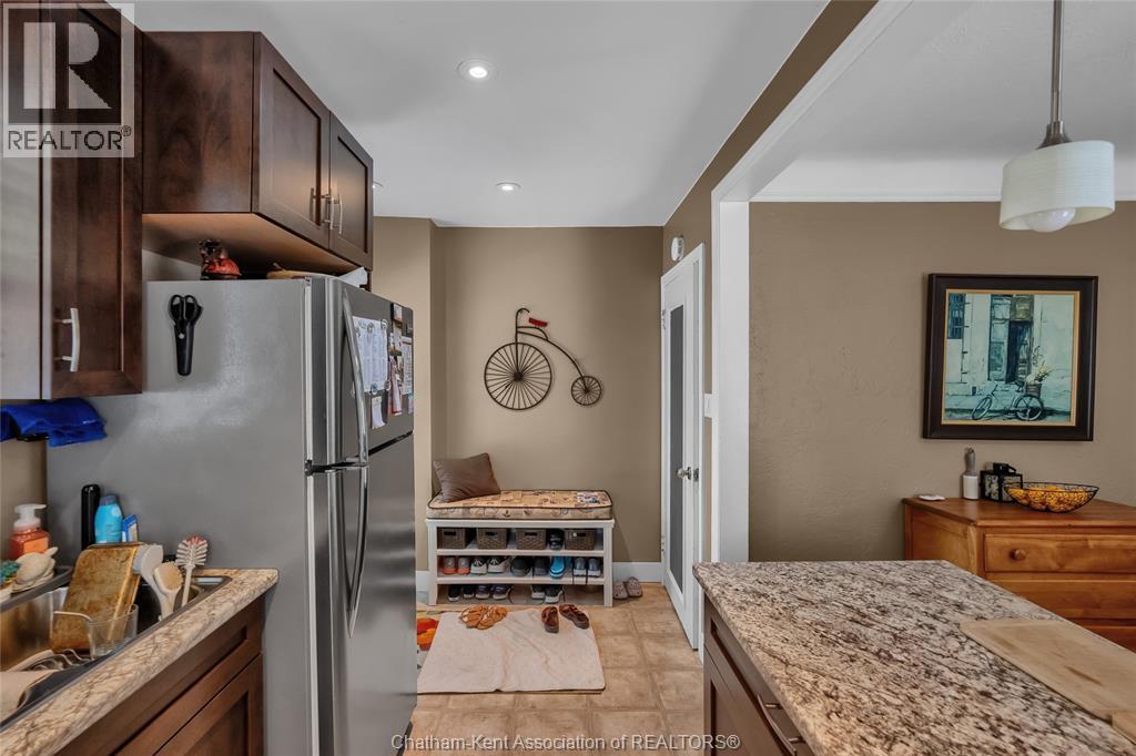 Photo 35 of 210 212 Elizabeth Street, Chatham ON
