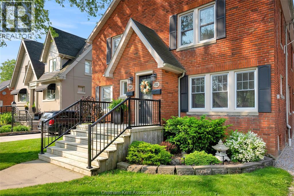 Photo 7 of 210 212 Elizabeth Street, Chatham ON