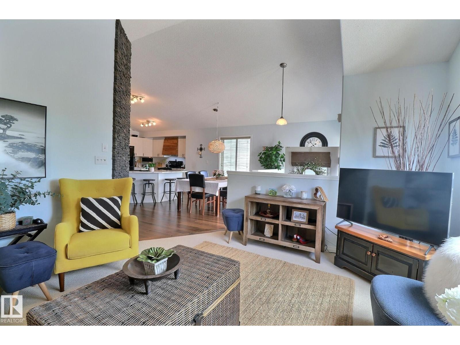Photo 16 of 4343 Mcmullen Wy Sw, Edmonton AB