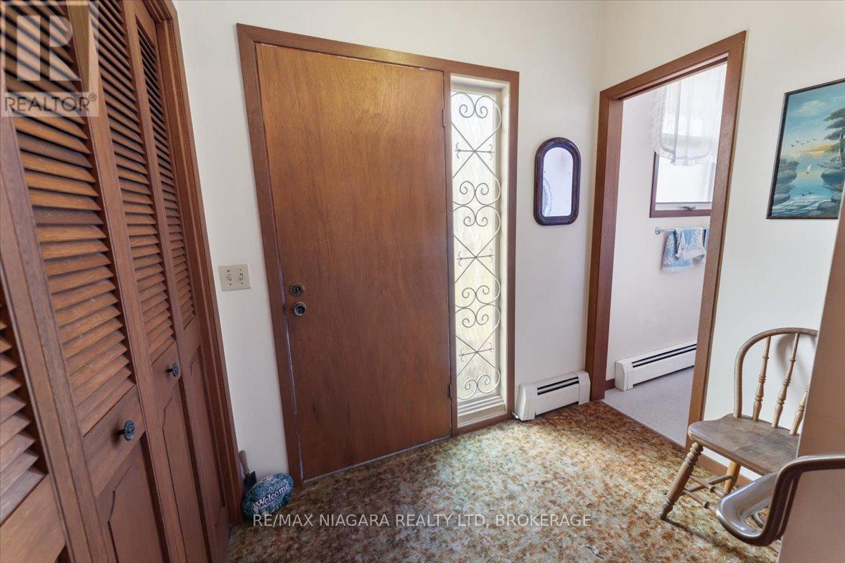 Photo 6 of 12 Harbourview Road, Wainfleet ON