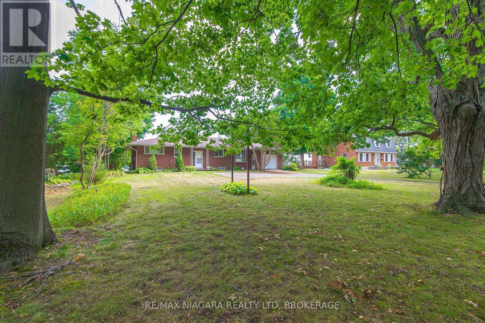 Photo 4 of 12 Harbourview Road, Wainfleet ON