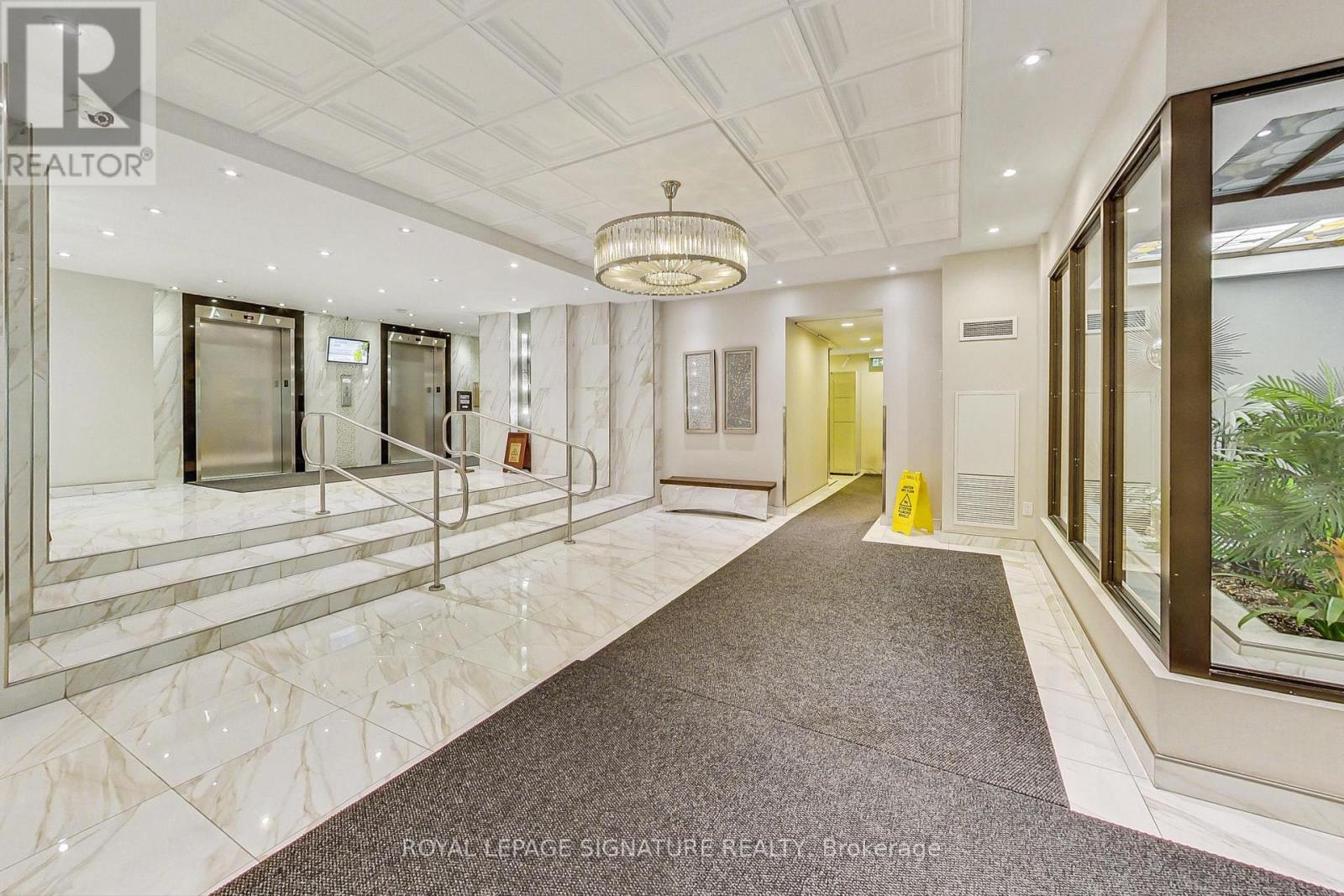Photo 5 of 1208 33 Elmhurst Avenue, Toronto ON