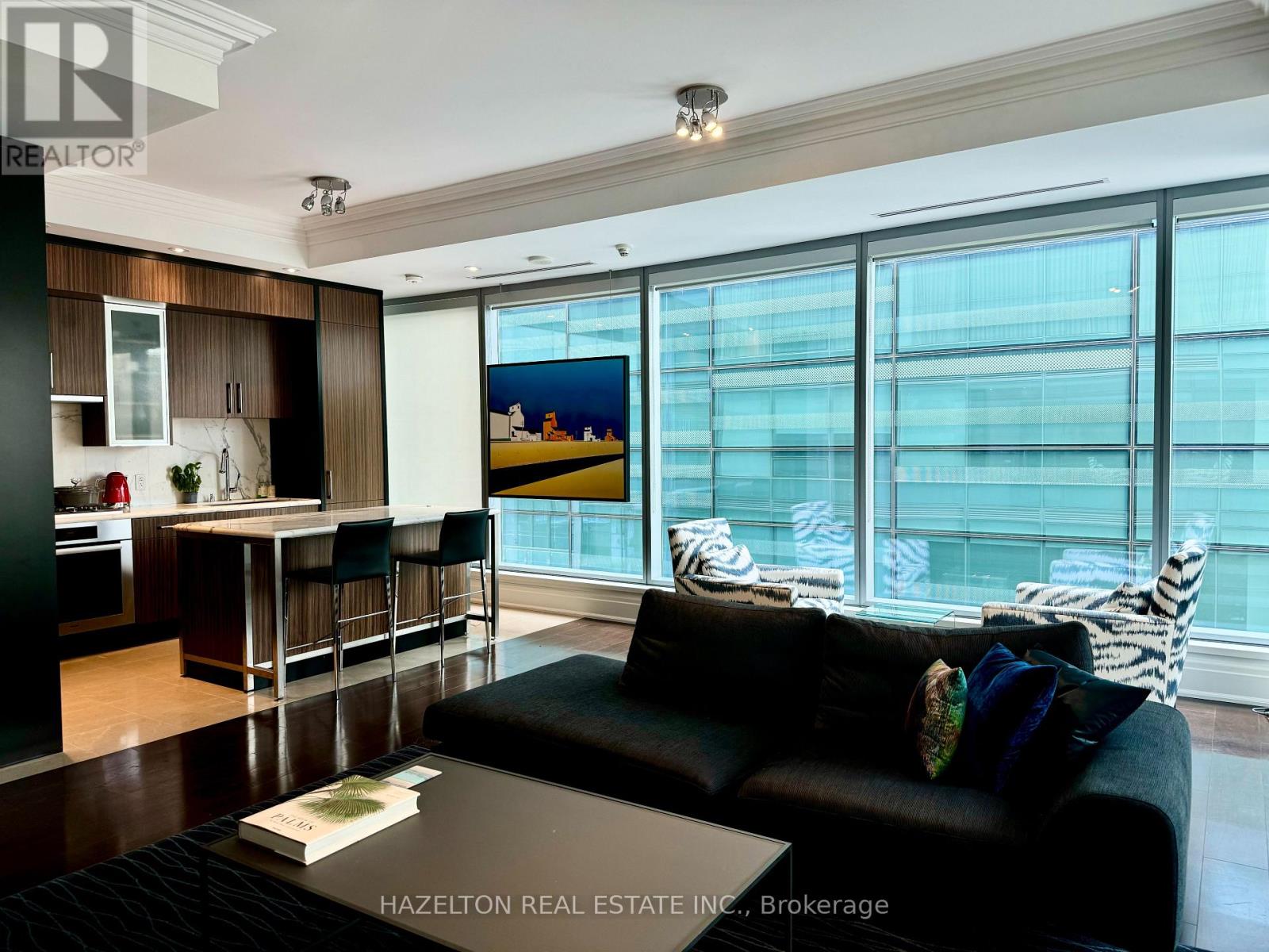 Photo 6 of 801 55 Scollard Street, Toronto ON