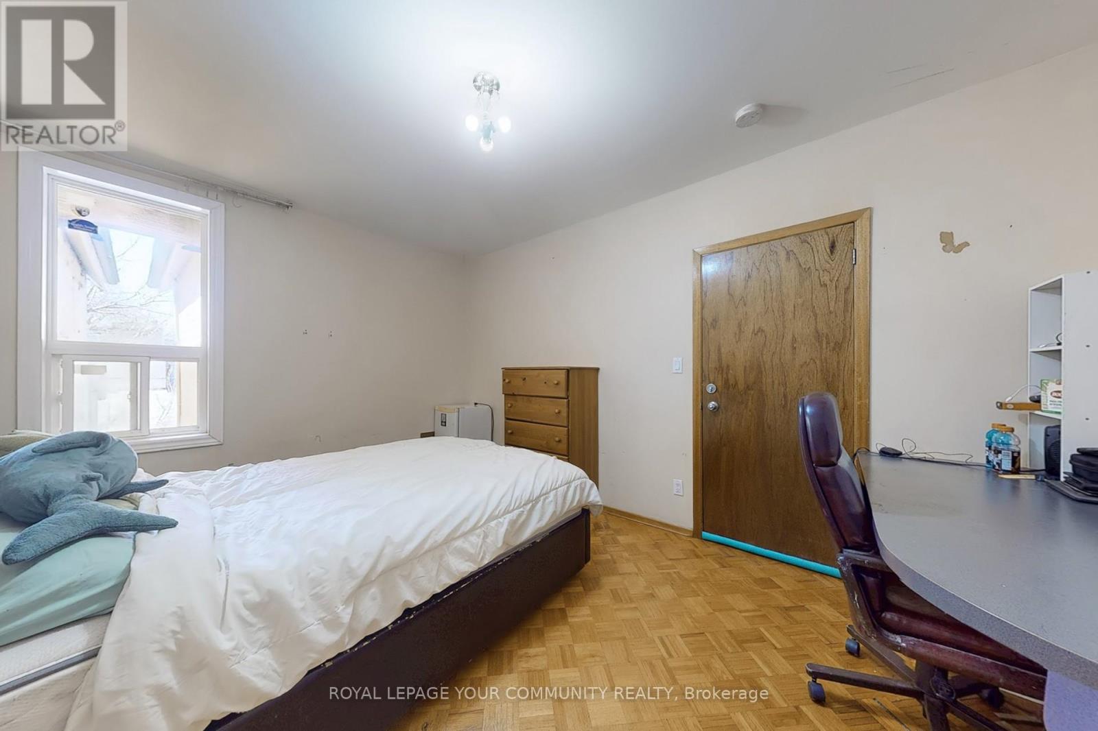 Photo 14 of 134 Brunswick Avenue, Toronto ON