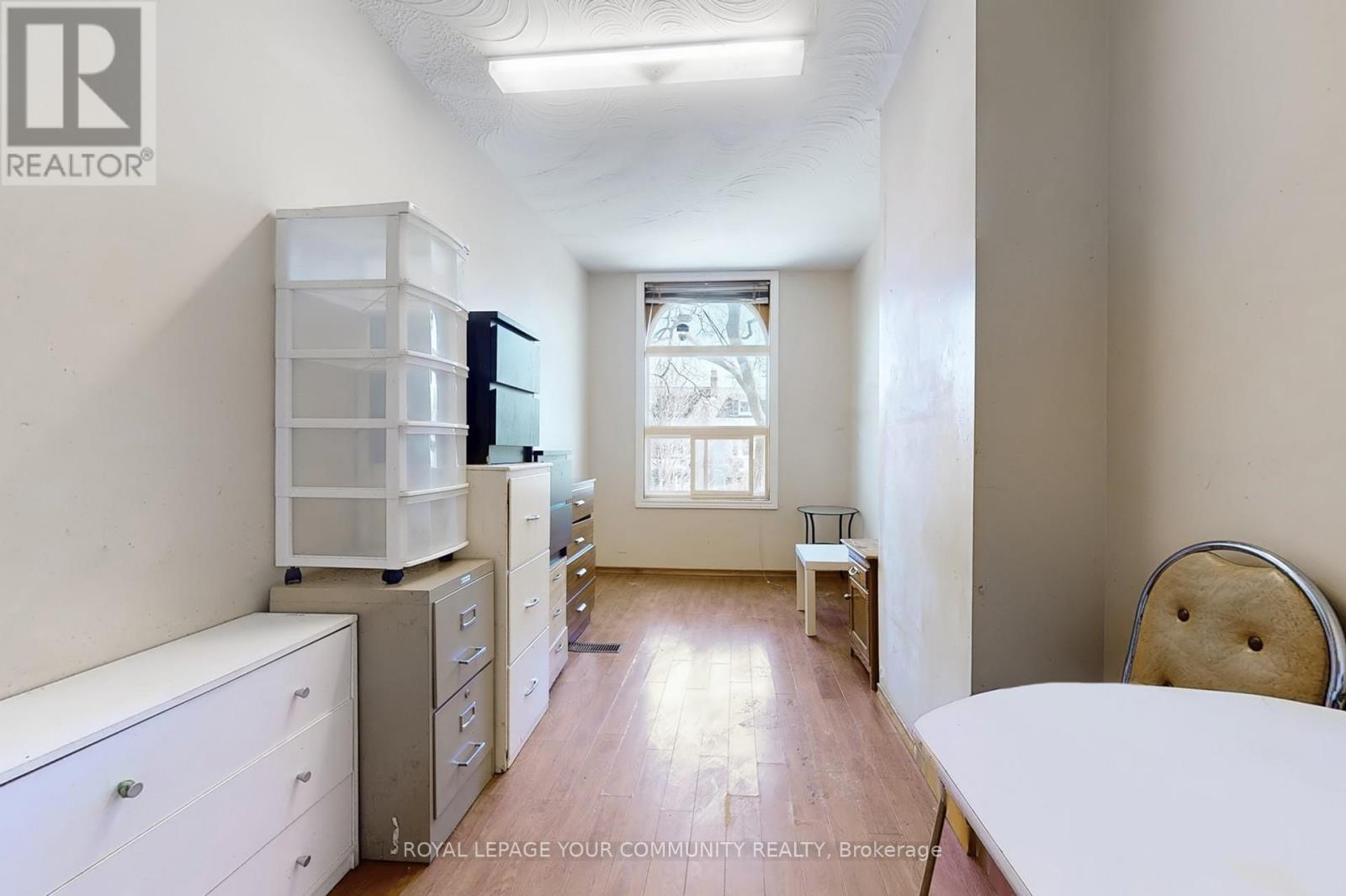 Photo 17 of 134 Brunswick Avenue, Toronto ON