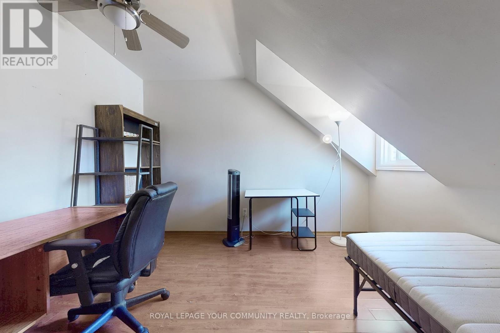 Photo 21 of 134 Brunswick Avenue, Toronto ON