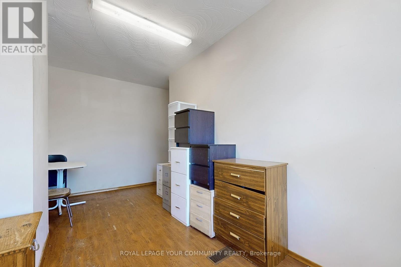 Photo 25 of 134 Brunswick Avenue, Toronto ON