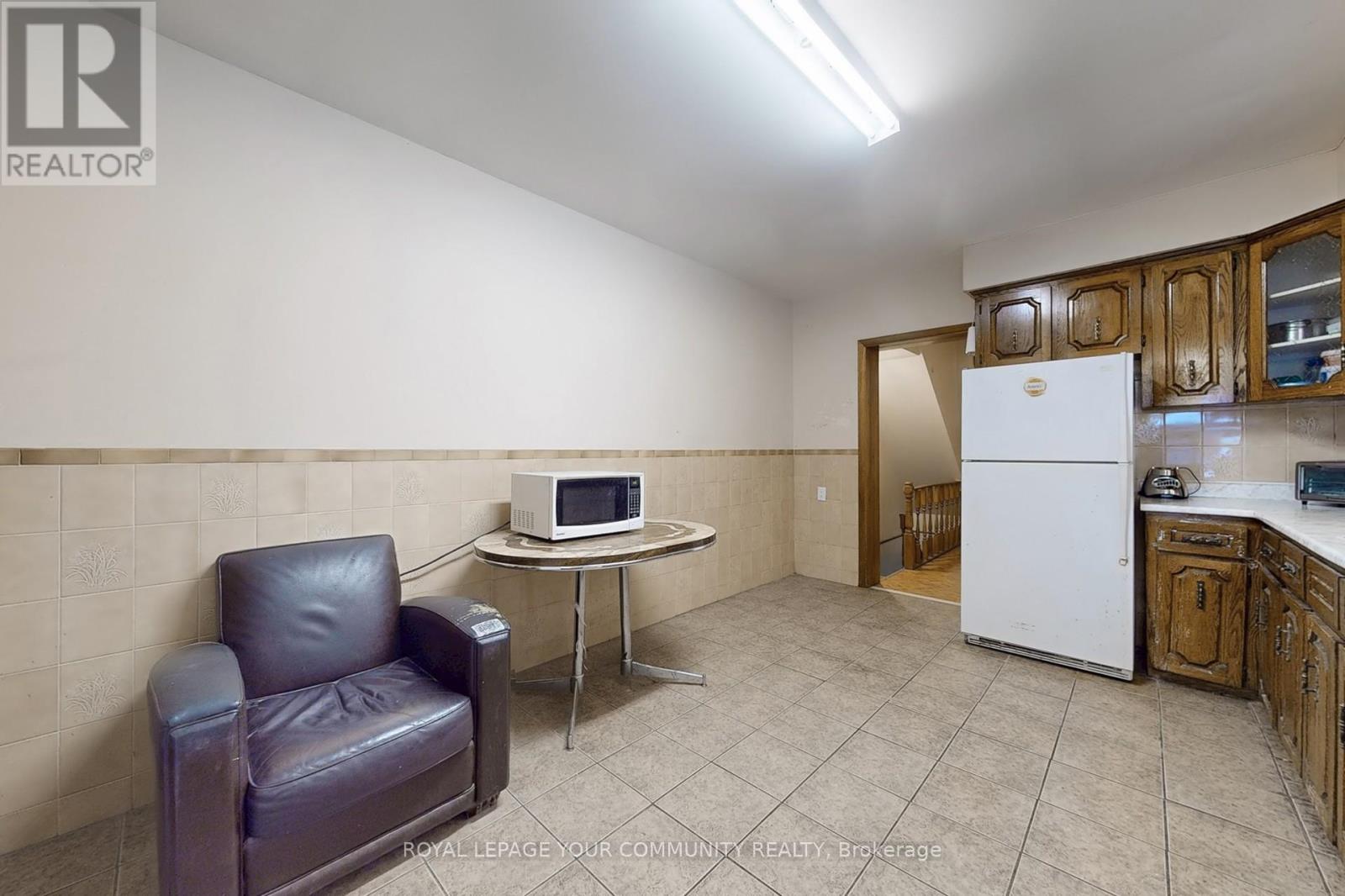Photo 9 of 134 Brunswick Avenue, Toronto ON