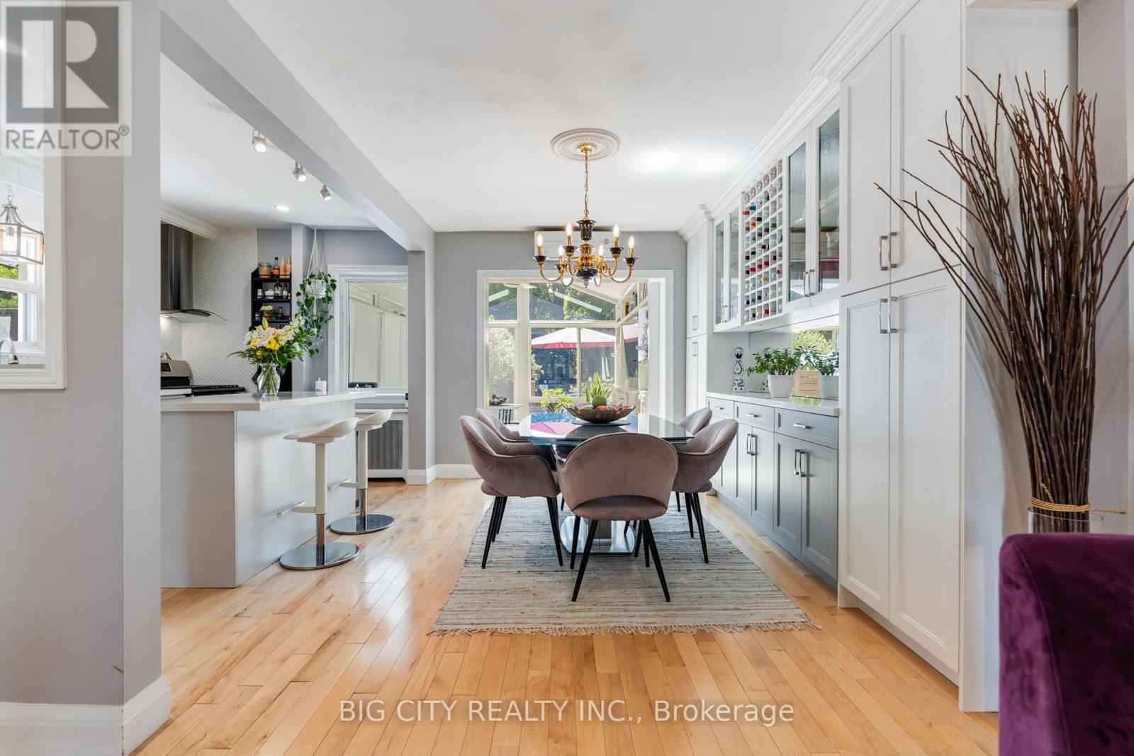 Photo 12 of Main 189 Donlea Drive, Toronto ON