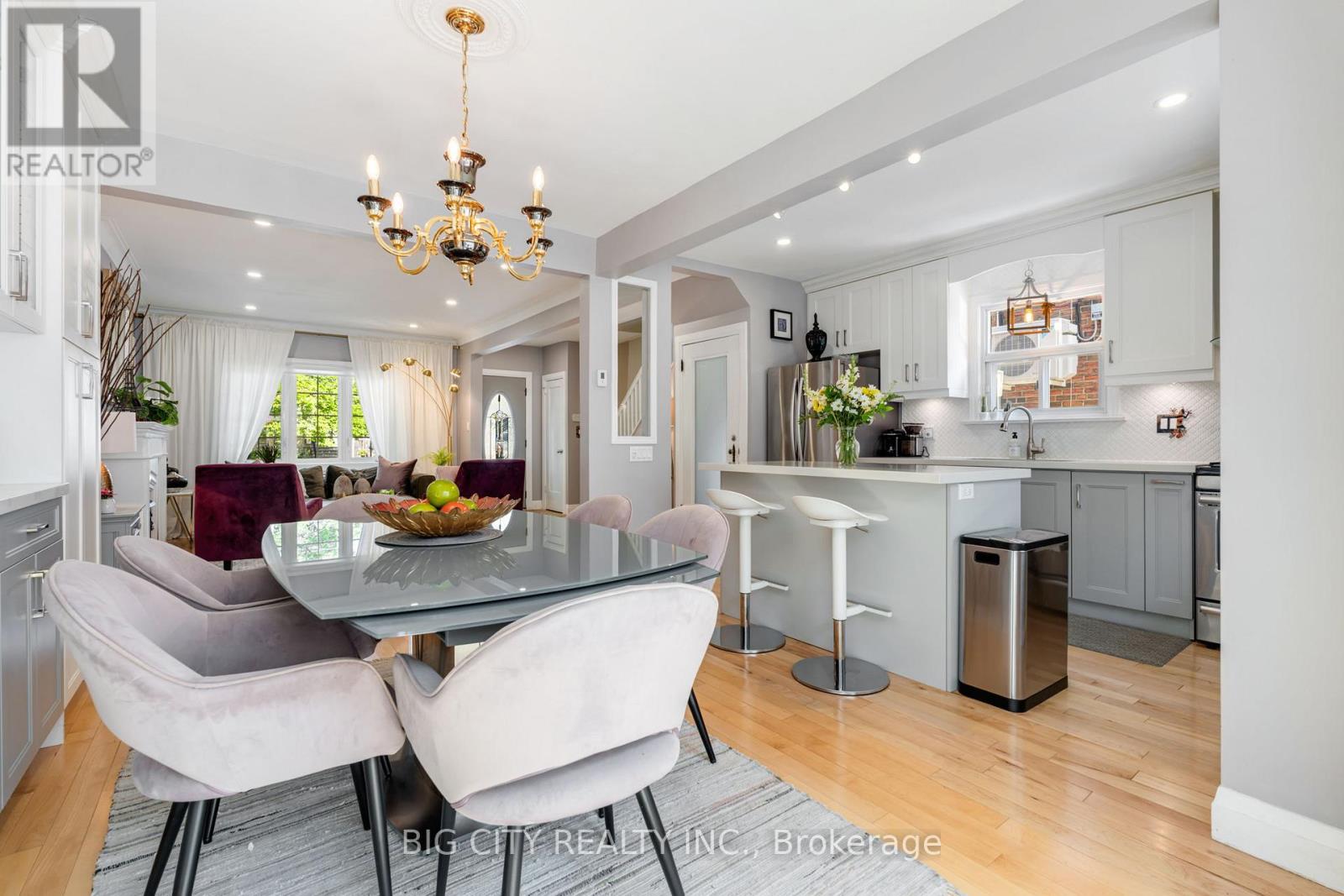 Photo 14 of Main 189 Donlea Drive, Toronto ON