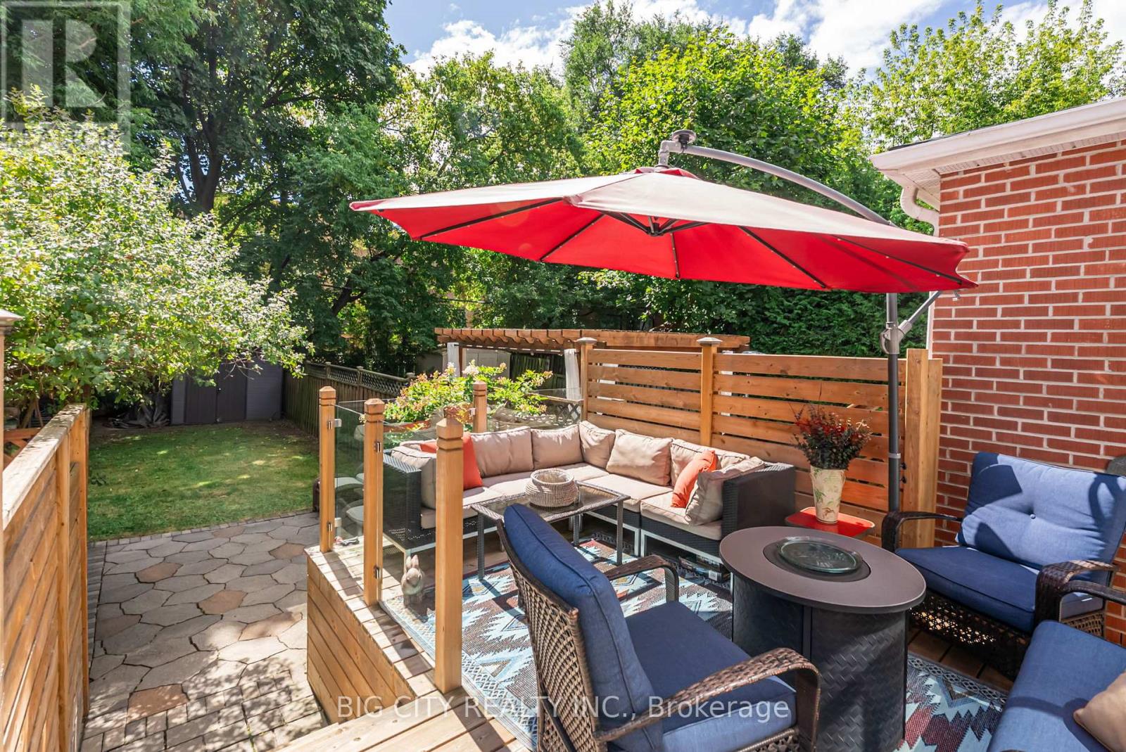 Photo 32 of Main 189 Donlea Drive, Toronto ON