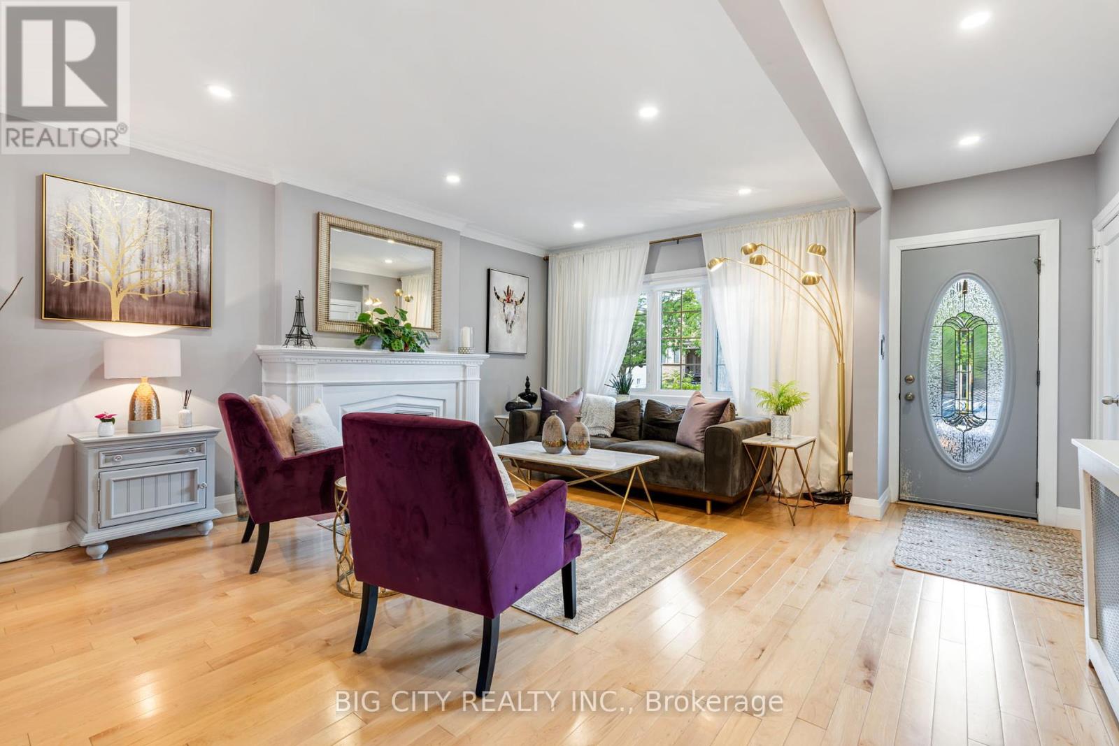 Photo 9 of Main 189 Donlea Drive, Toronto ON