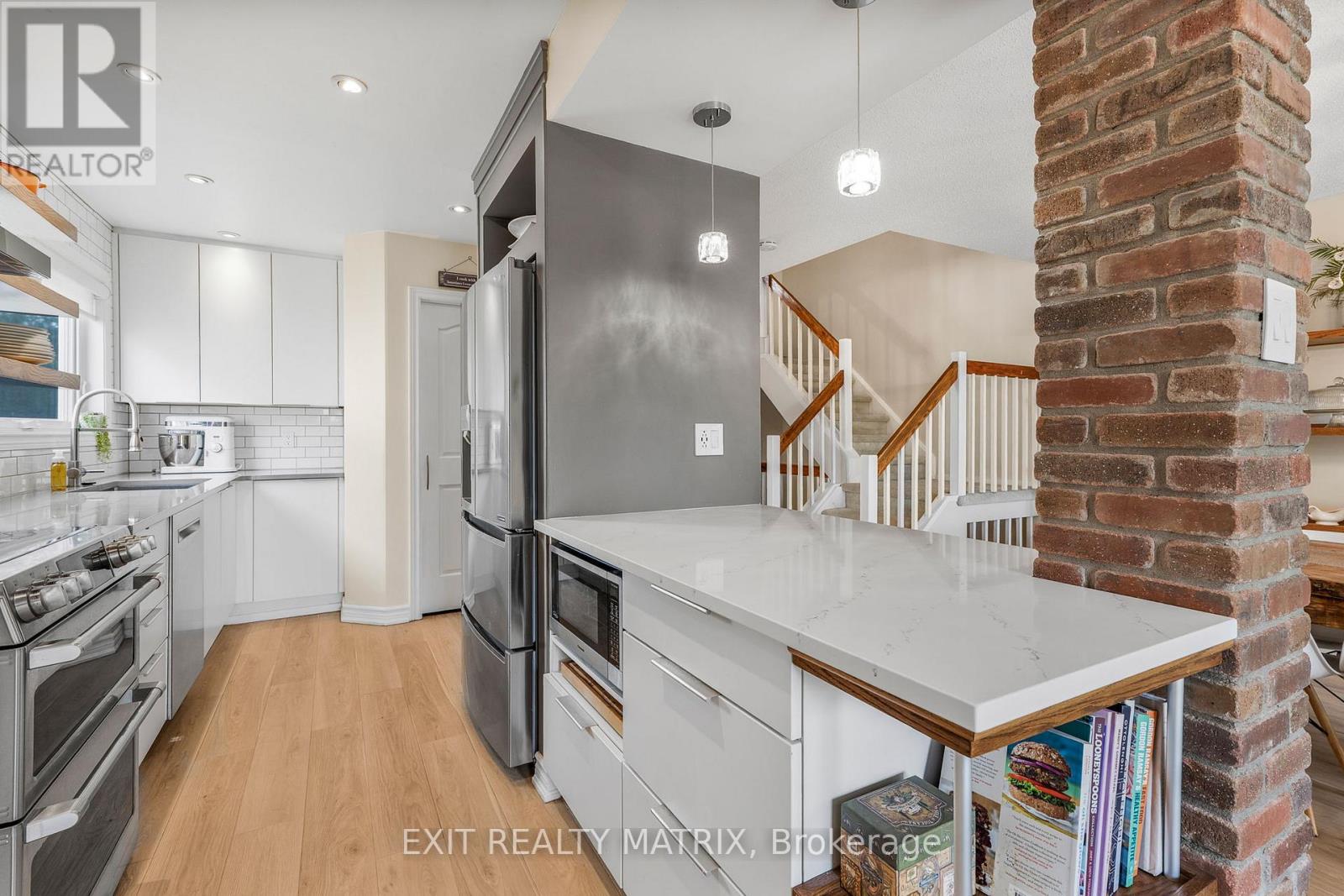 Photo 13 of 1503 Briarfield Crescent, Ottawa ON