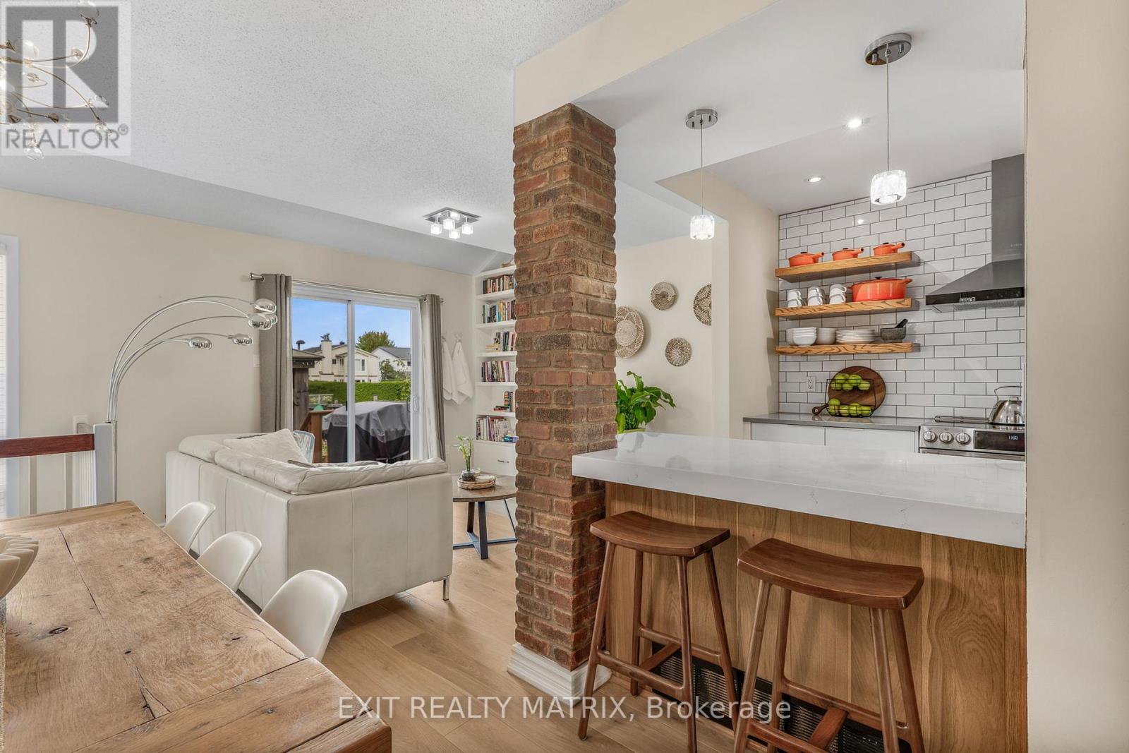 Photo 17 of 1503 Briarfield Crescent, Ottawa ON