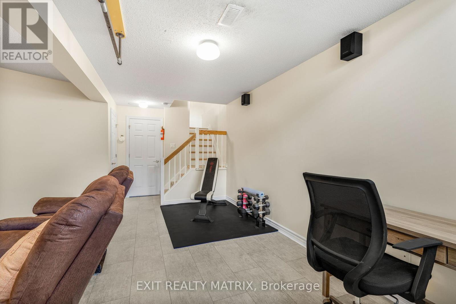 Photo 27 of 1503 Briarfield Crescent, Ottawa ON