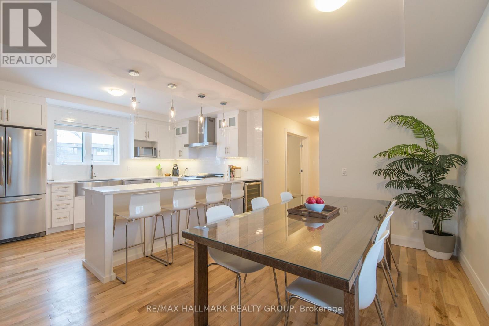 Photo 3 of 59 Douglas Avenue, Ottawa ON