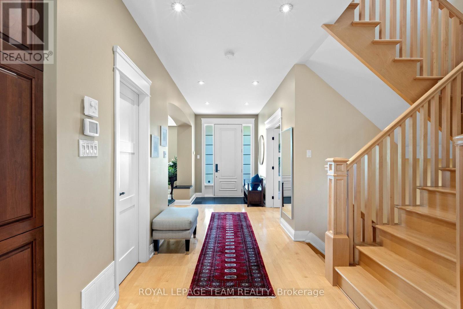 Photo 12 of 31 Granville Avenue, Ottawa ON