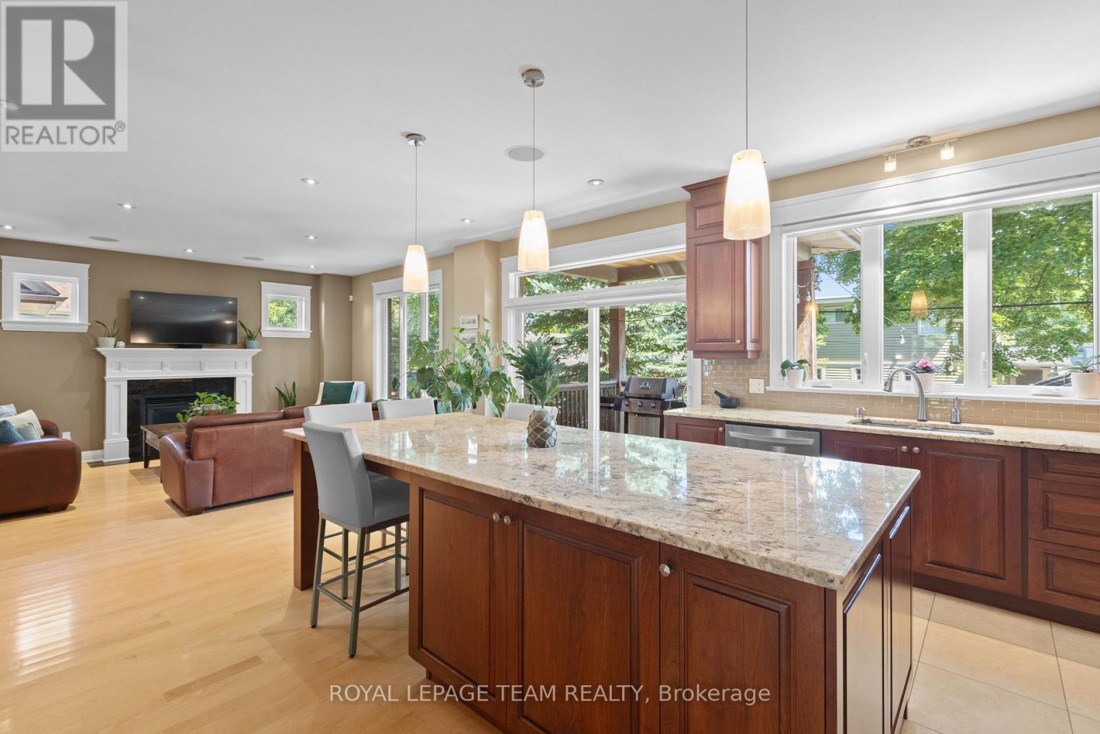 Photo 16 of 31 Granville Avenue, Ottawa ON