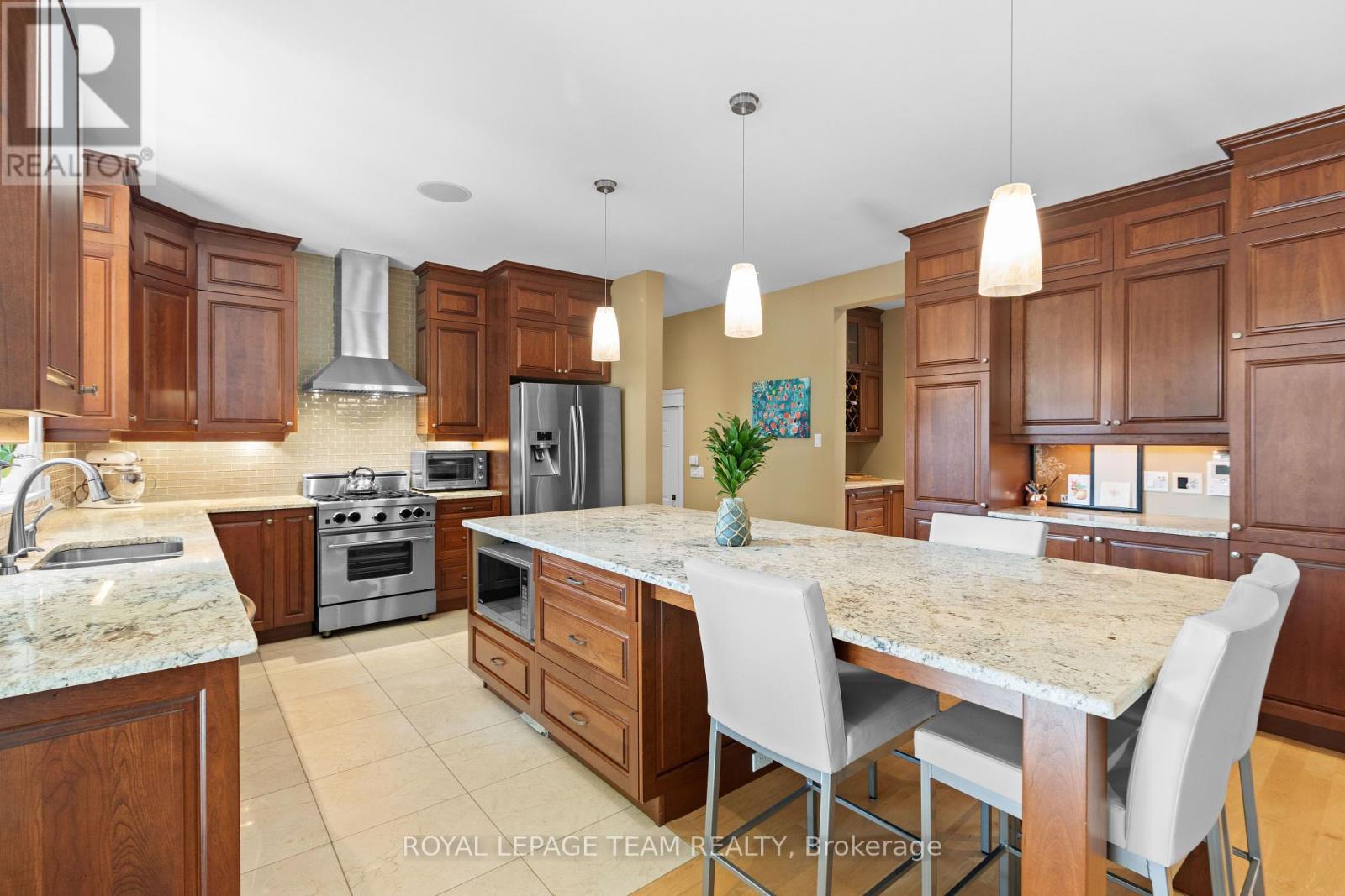 Photo 17 of 31 Granville Avenue, Ottawa ON