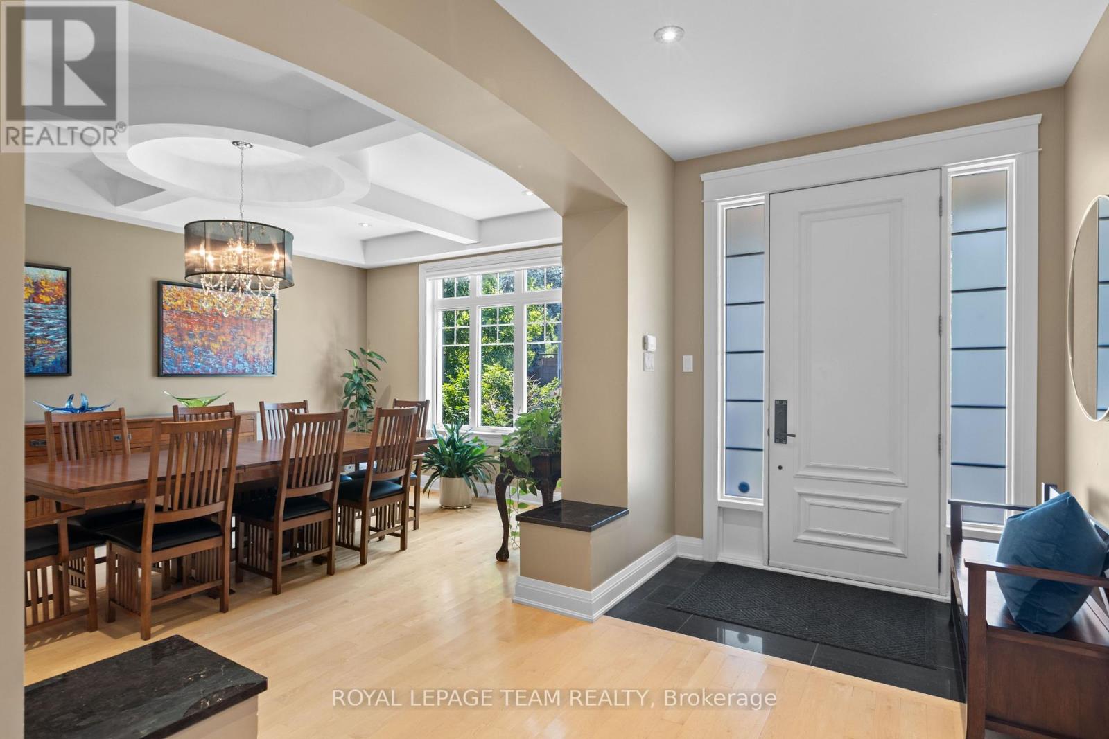 Photo 7 of 31 Granville Avenue, Ottawa ON