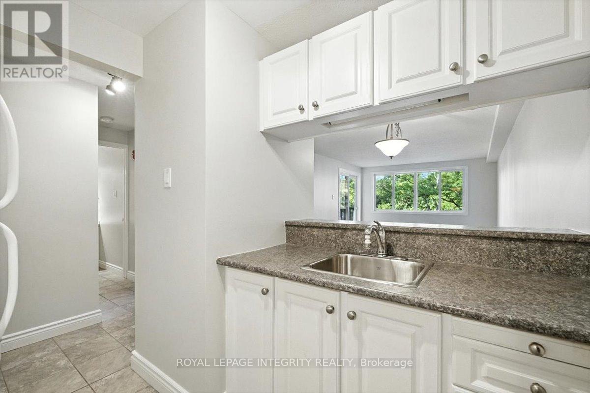 Photo 13 of 201 6470 Bilberry Drive, Ottawa ON