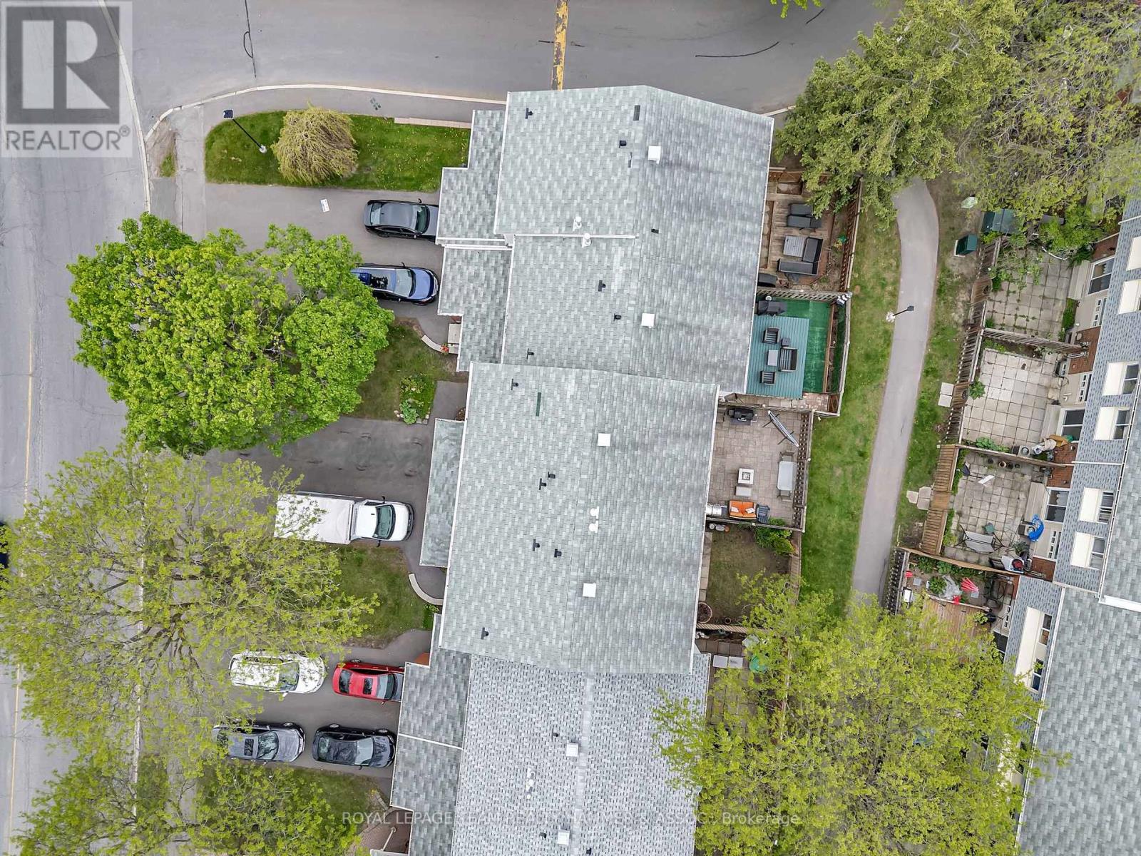 Photo 34 of 2425 Southvale Crescent, Ottawa ON