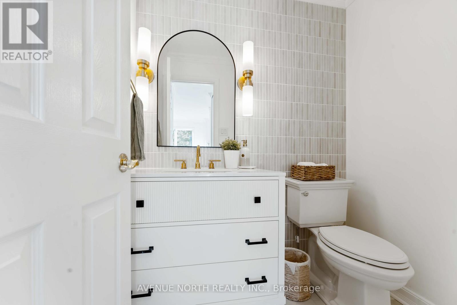 Photo 16 of 102 Chancery Crescent, Ottawa ON