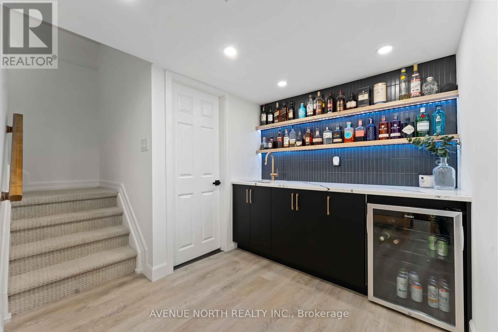 Photo 17 of 102 Chancery Crescent, Ottawa ON