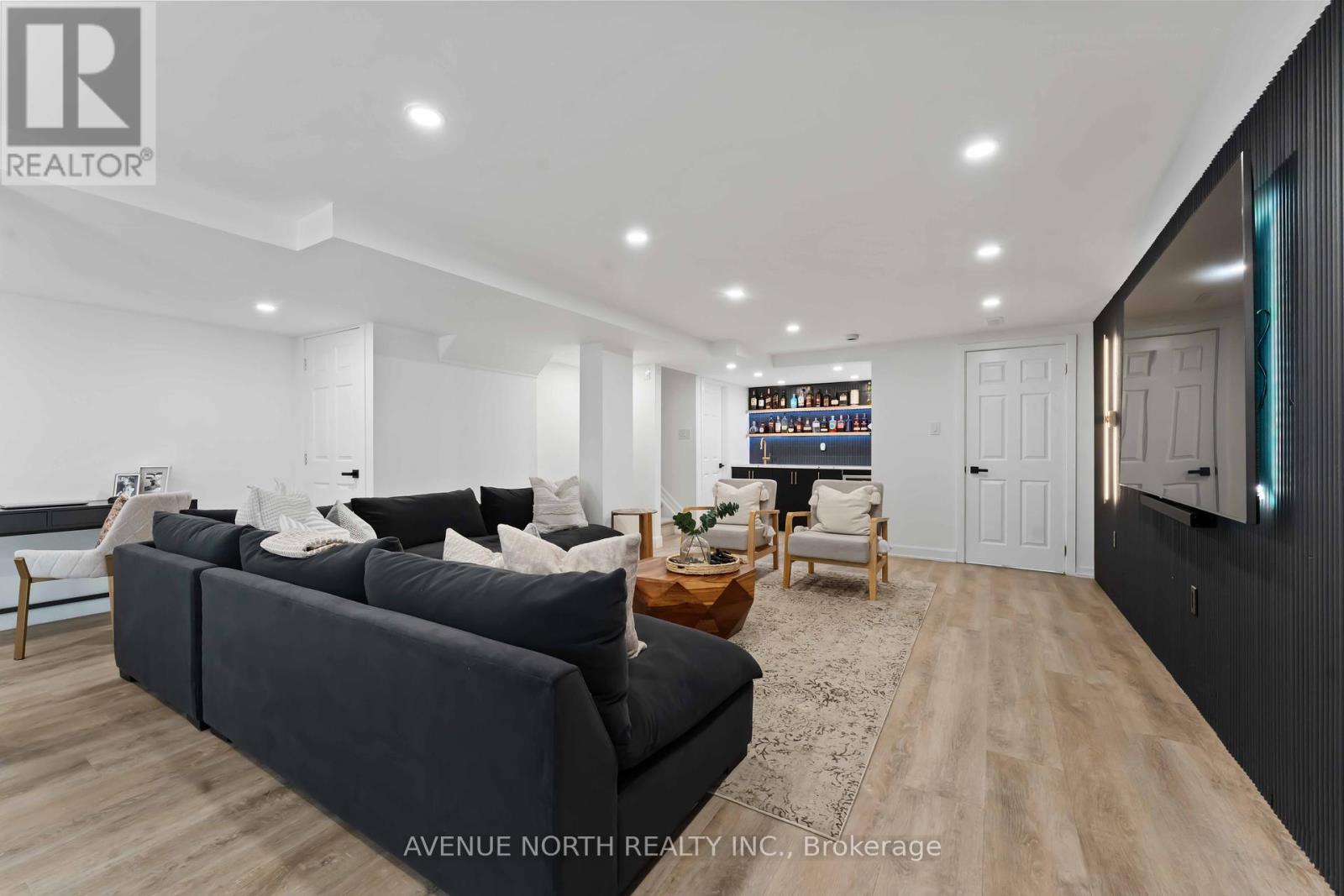 Photo 20 of 102 Chancery Crescent, Ottawa ON